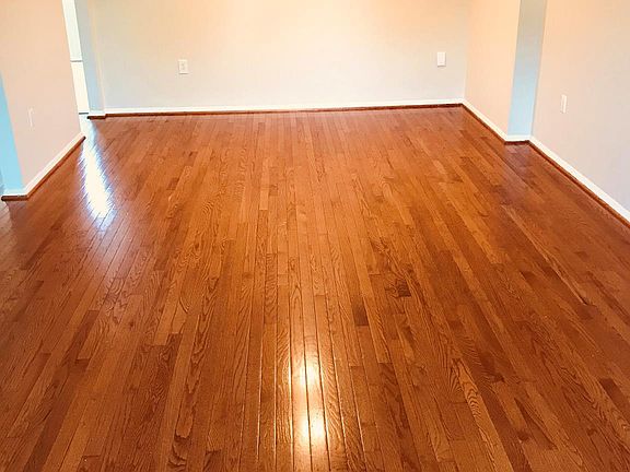 3rd image of 31 Keen Valley Dr