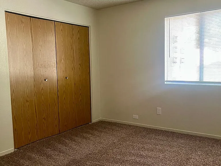1740 & 1758 Bramble Pl — Photo 16