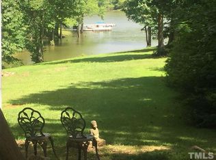 262 Rabbit Run Rd, Clarksville, VA 23927