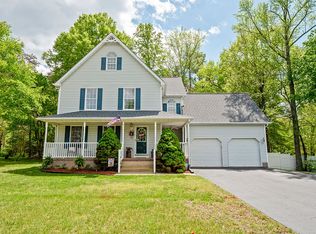11 Quartz Cir, Fredericksburg, VA 22405