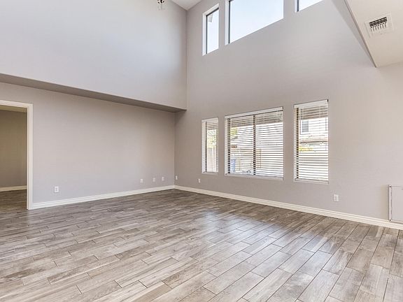 3rd image of 21174 E Aspen Valley Dr