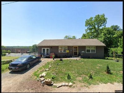 1921 E 83rd Ter, Kansas City, MO, 64132