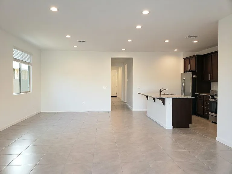 15684 W Jackson St — Photo 6