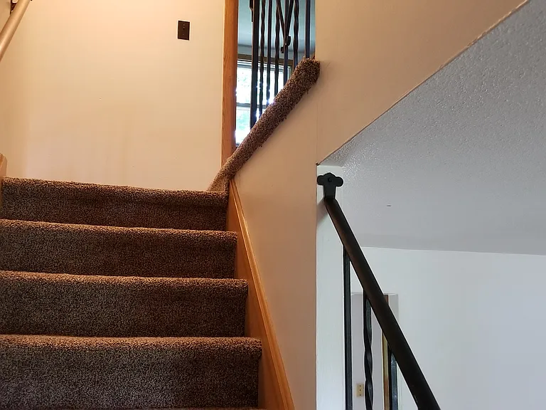 1443 W Grandview Blvd — Photo 4