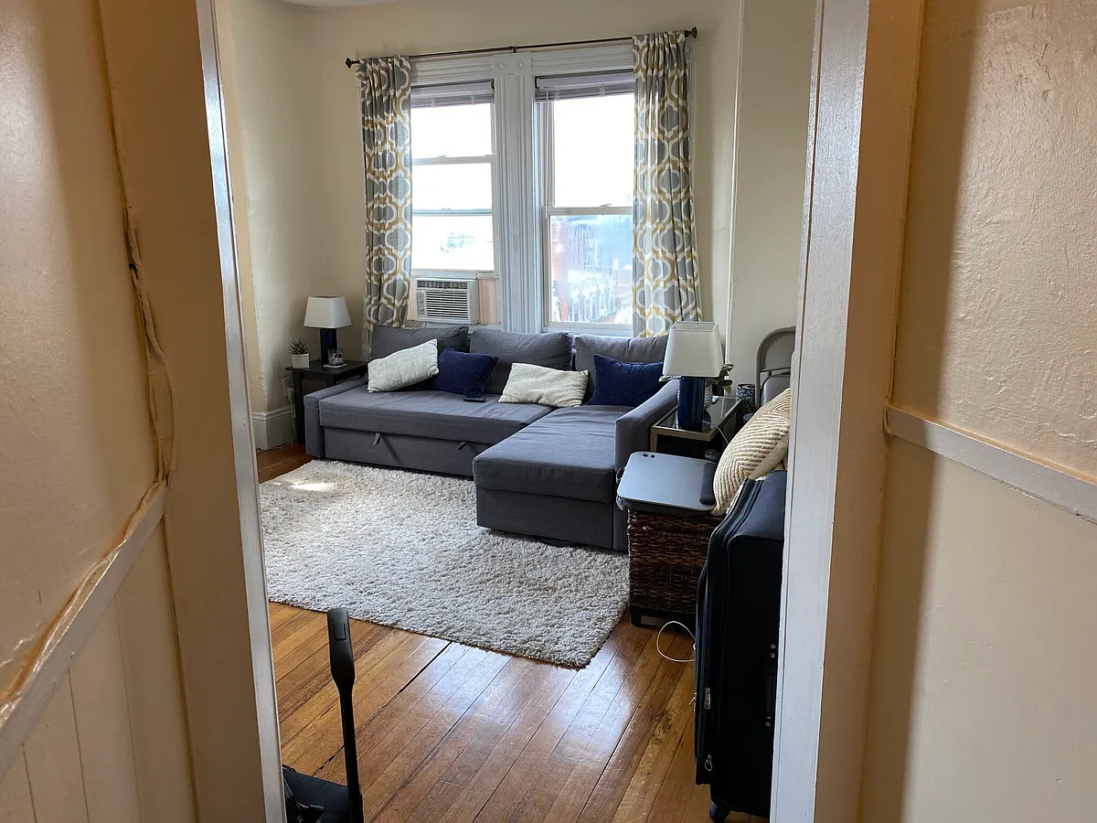 Photo 2 of 10 - 108 Myrtle St #8A - Boston, MA Building Photo - 108 Myrtle St #8A