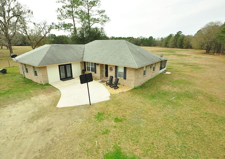 1st image of 21489 NW 70th Ln