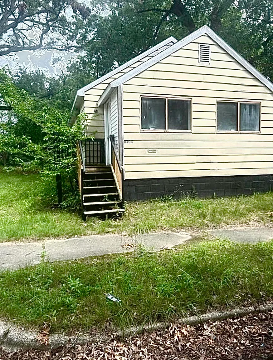 3304 Jefferson St photo 1