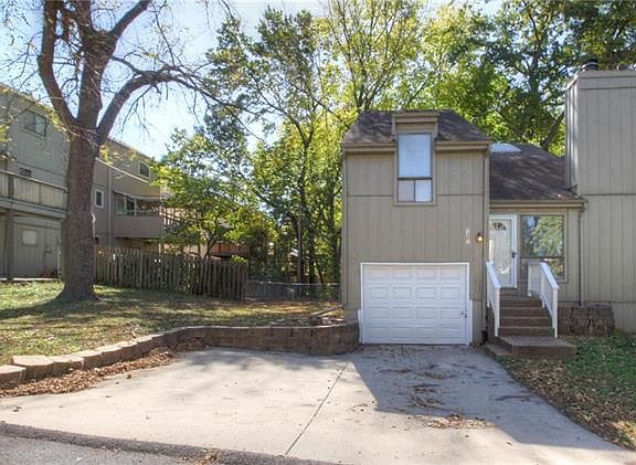 2nd image of 7401 West 56th Terrace