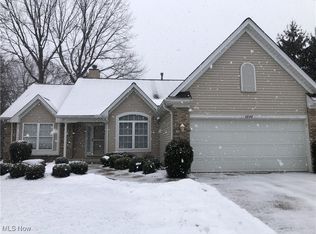 6848 Sutton Pl, Middleburg Heights, OH 44130