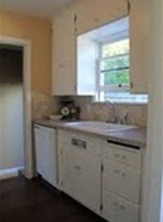 2nd image of 4525 N 26th St
