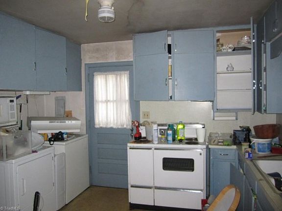 5th image of 434 E Radiance Dr