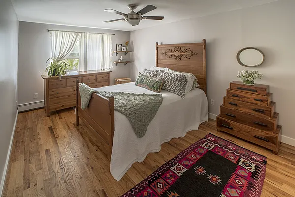 Sold by Owner | media 17