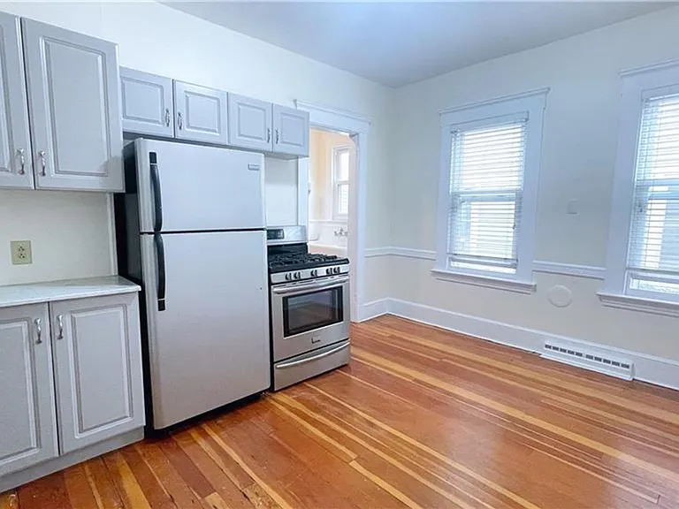 134 Mansfield St — Photo 3