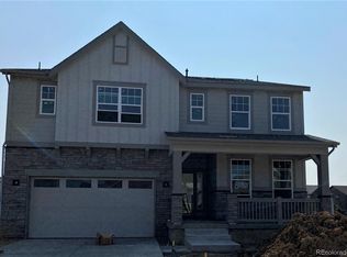 890 S De Gaulle Ct, Aurora, CO 80018