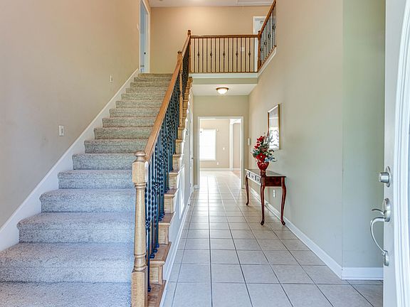 4th image of 4877 Arnold Dr
