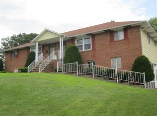 50 W Bergh St, Plains, PA 18705