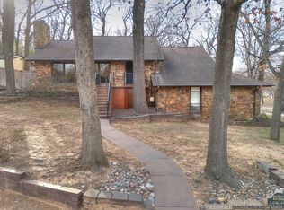 10502 S Quebec Ave, Tulsa, OK 74137