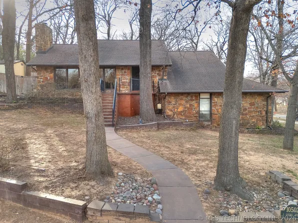 10502 S Quebec Ave, Tulsa, OK 74137