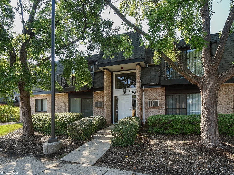 1st image of 841 Westmoreland Dr #6