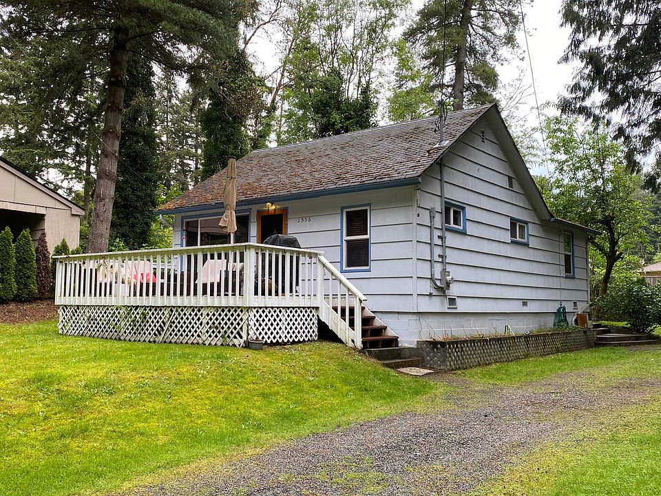 1st image of 1556 NE 165th St