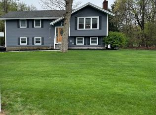 26 John Robinson Dr, Hudson, MA 01749