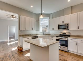 2427 S Oakley Ave #2F, Chicago, IL 60608
