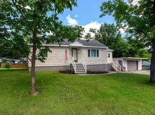 38 Louise St, Auburn, ME 04210