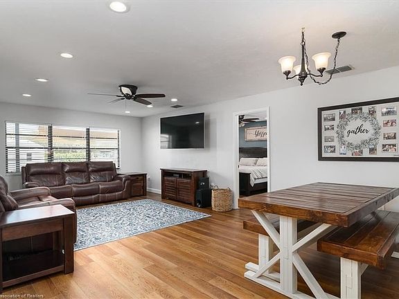 2nd image of 104 Savilla Ln