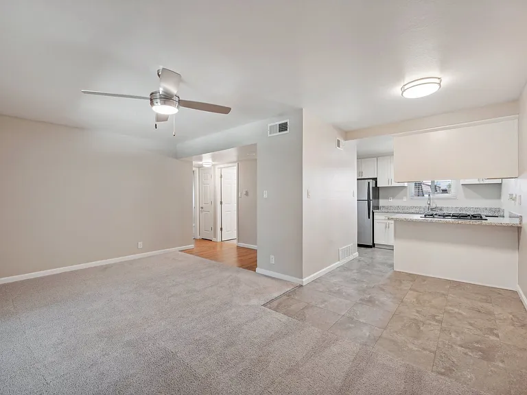 Northgate Apartments — Photo 12