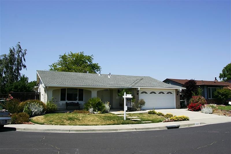1st image of 6837 Massey Ct