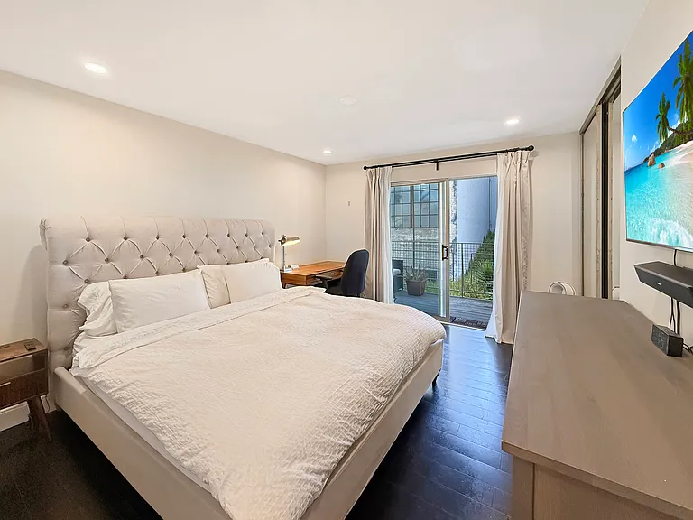 1885 Jackson St #403 — Photo 12