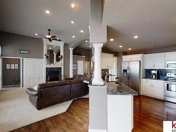 5th image of 9219 Bellvue Dr