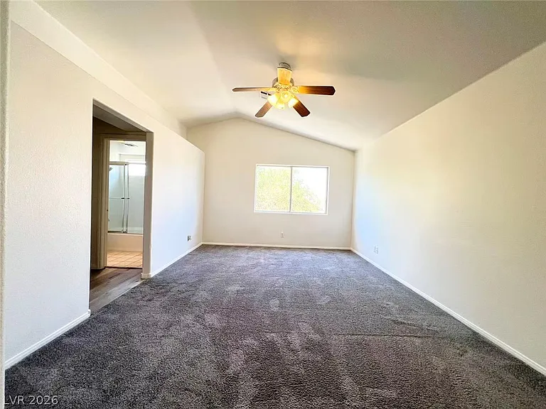 8284 W Rochelle Ave — Photo 13