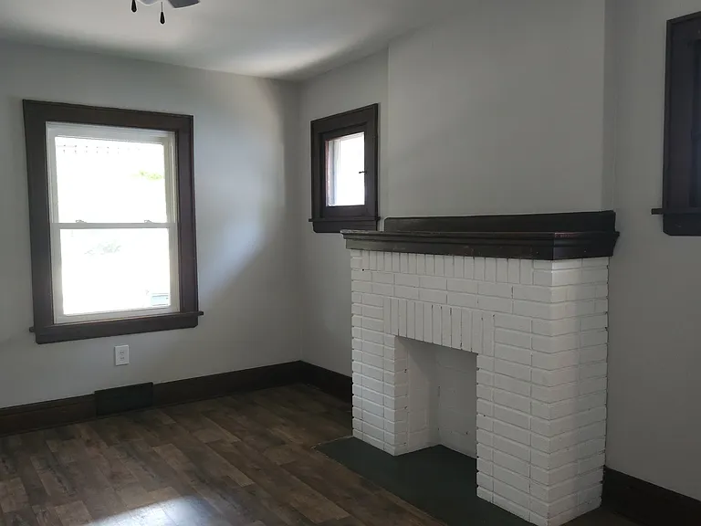 614 Sanford Ave — Photo 5