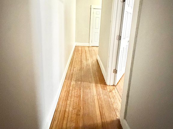 4th image of 536 Winthrop Ave #1R