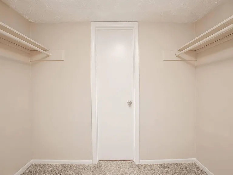 Oasis Club Apartments — Photo 46