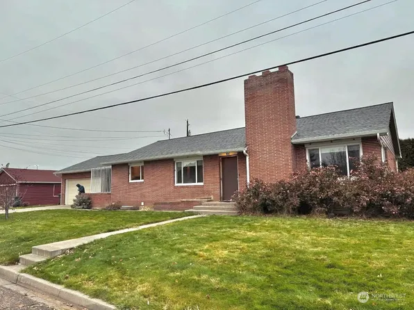 303 McDowell Street, Naches, WA 98937