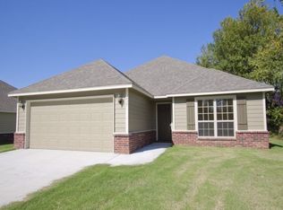 417 E Ash St, Skiatook, OK 74070