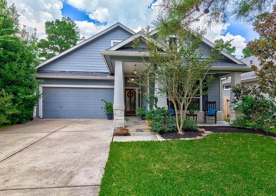 This AMAZING super cute home is waiting you YOU!!!