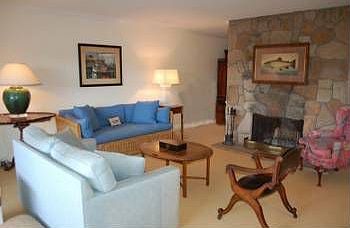 3rd image of 172 Rowayton Woods Dr