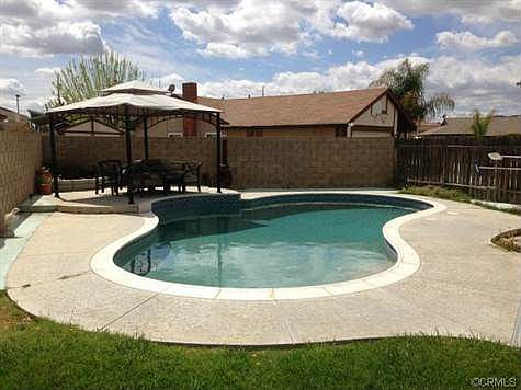 2nd image of 29920 Woodstock Pl