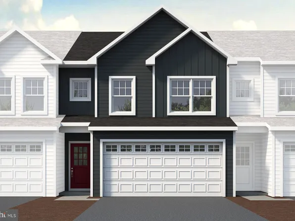 135 Dolomite Dr, Port Matilda, PA 16870