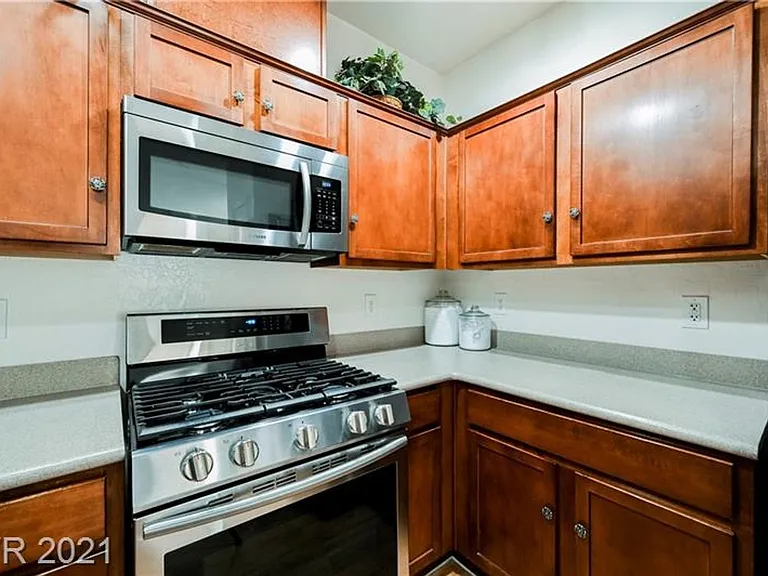 6868 Sky Pointe Dr #2051 — Photo 16