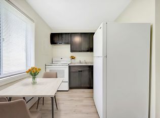 Larchwood Garden Apartments, Philadelphia, PA 19153