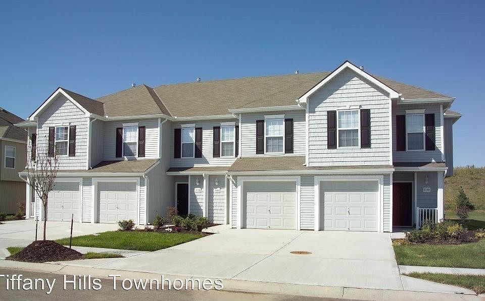 1st image of 5924 NW 90th Ter