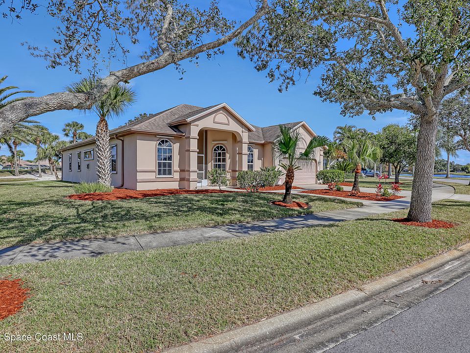 1st image of 2410 Golf Vista Blvd