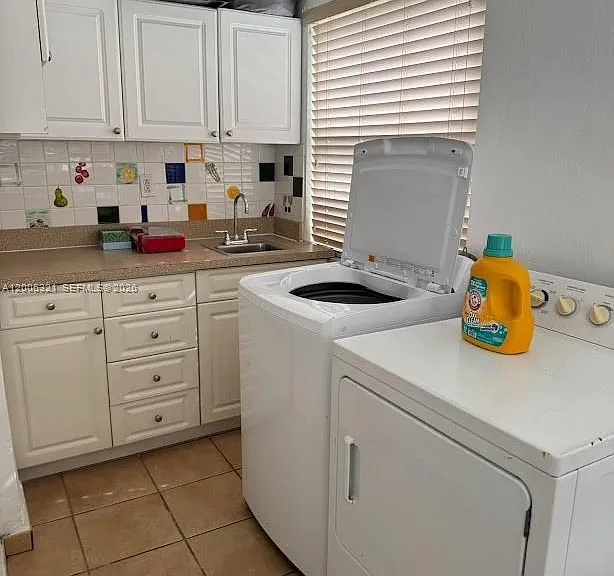 5800 SW 61st St — Photo 23