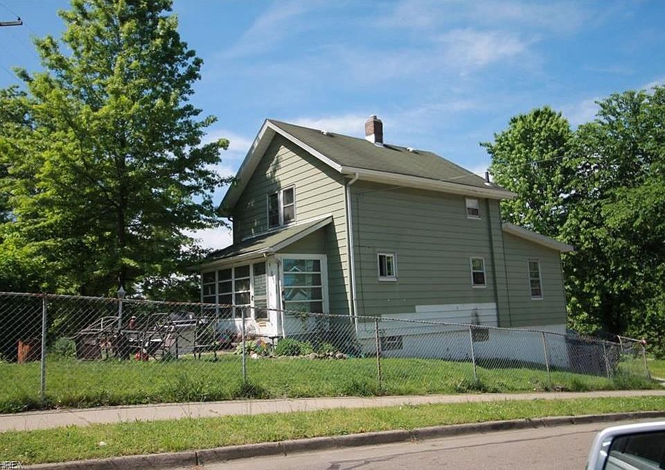 1st image of 416 Eastland Ave