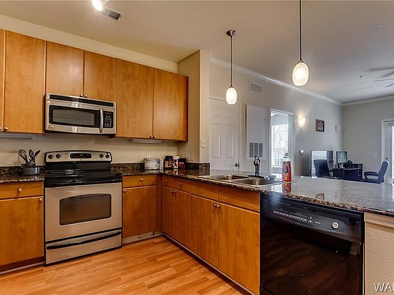 4th image of 1901 5th Ave E Unit 2113
