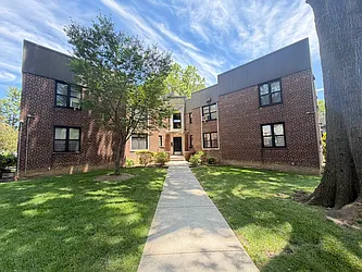 22-09 78th Street, #3B